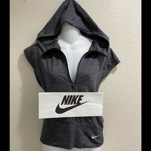 🏋️‍♀️ Nike Hooded 3/4” Zip Up Top Heathered Gray - Size S